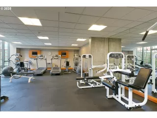 Photo #5: 401743427 Listing 