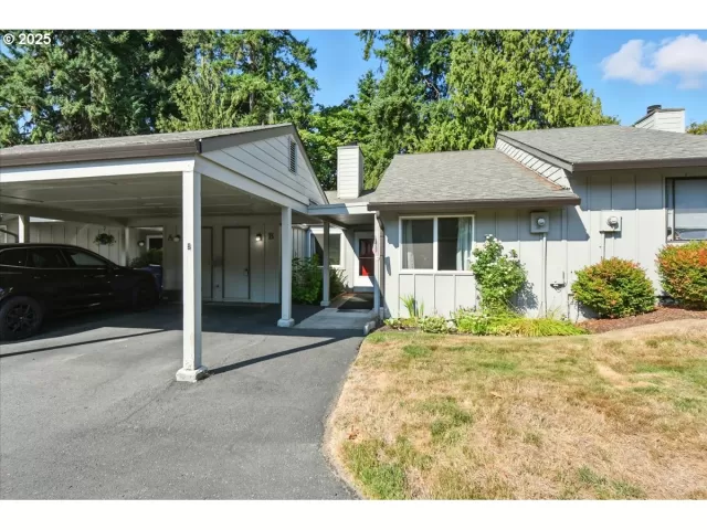 MLS: 401827103 Condo For Sale