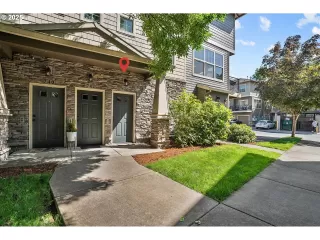 Photo #2: 402315937 Listing