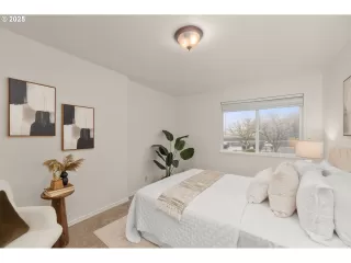 Photo #2: 403250965 Listing