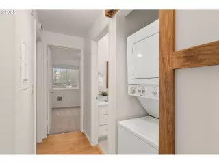 Photo #6: 403250965 Listing