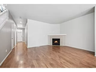 Photo #3: 405407797 Listing 