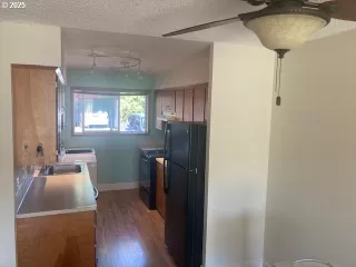 Photo #6: 406297284 Listing