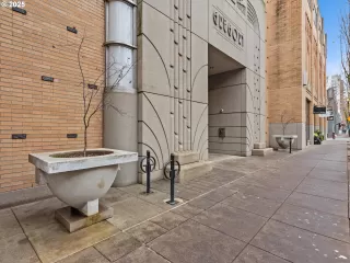 Photo #5: 406419634 Listing 