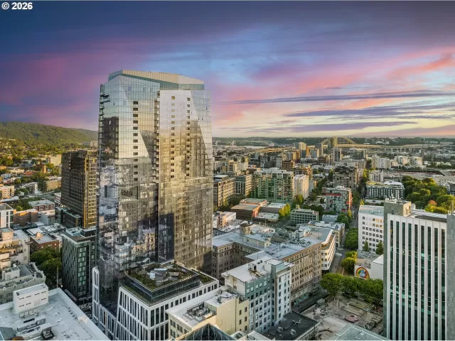 MLS: 407093536 Condo For Sale