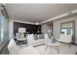 Photo #3: 407278848 Listing 