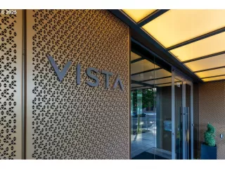 Photo #1: 407467458 Listing