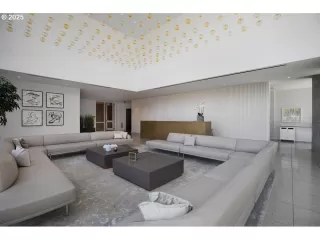 Photo #3: 407467458 Listing