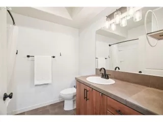 Photo #3: 408021102 Listing 