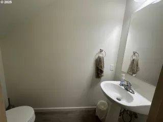 Photo #5: 408064436 Listing 