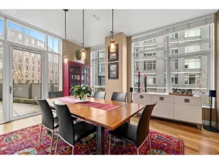 Photo #2: 408543933 Listing 