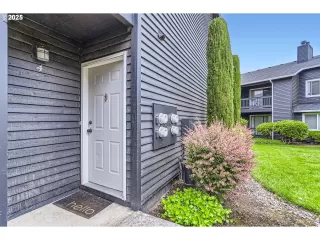 Photo #1: 408683745 Listing