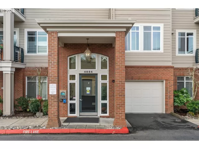 MLS: 409105854 Condo For Sale