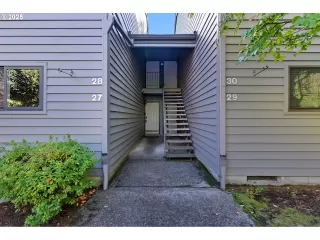 Photo #2: 409321099 Listing 