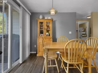 Photo #3: 409540016 Listing 