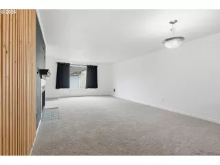 Photo #6: 410001772 Listing 