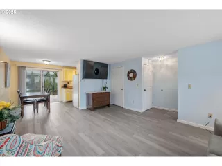 Photo #1: 411246700 Listing 