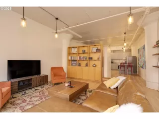 Photo #3: 411337490 Listing 