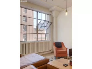 Photo #6: 411337490 Listing 