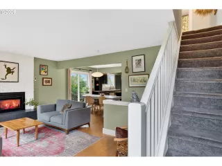 Photo #3: 411891851 Listing 