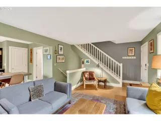 Photo #4: 411891851 Listing 