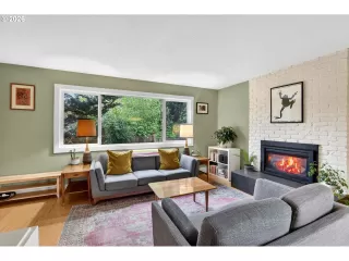 Photo #6: 411891851 Listing 