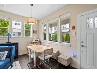 Photo #6: 412219127 Listing