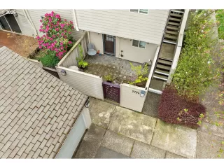 Photo #2: 412876040 Listing