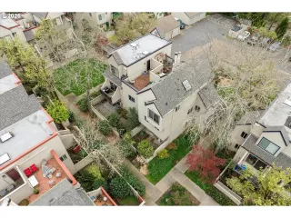 Photo #4: 412876040 Listing