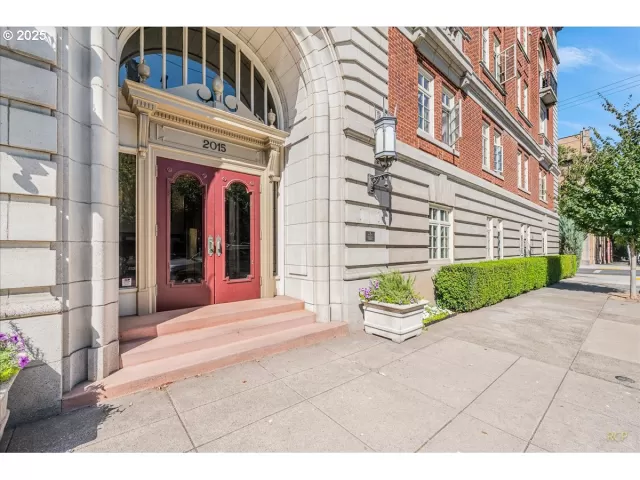 MLS: 413171928 Condo For Sale