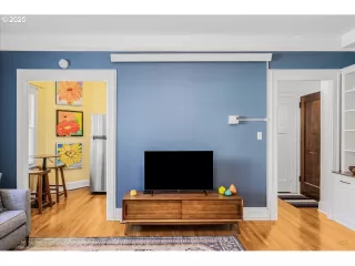 Photo #2: 413171928 Listing