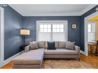 Photo #3: 413171928 Listing