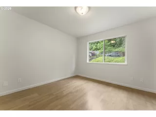 Photo #4: 414920186 Listing 