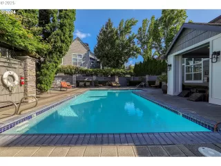 Photo #3: 414921294 Listing 