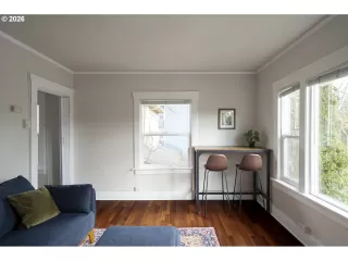 Photo #6: 415045693 Listing 