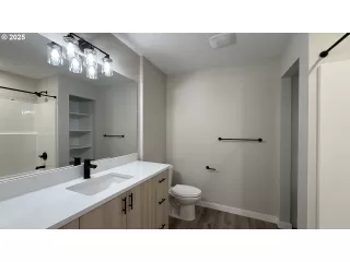 Photo #5: 415980567 Listing 