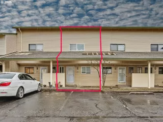 Photo #1: 416002145 Listing 