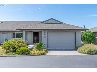 Photo #1: 416880522 Listing 