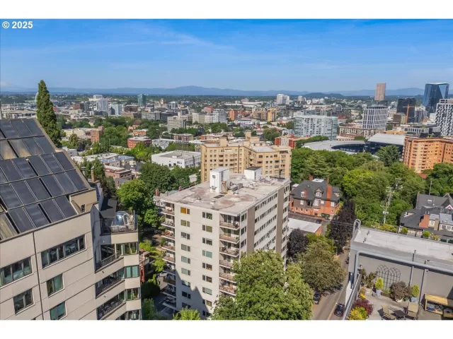 MLS: 417253566 Condo For Sale