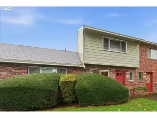 Photo #4: 417902422 Listing