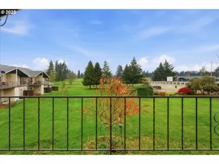 Photo #5: 417902422 Listing