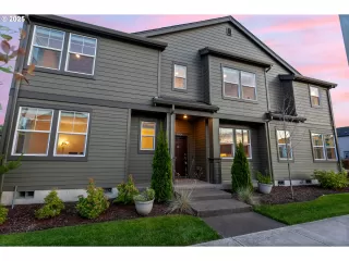 Photo #1: 419335205 Listing 