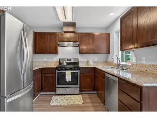 Photo #5: 419450744 Listing 