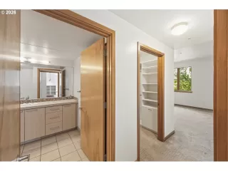 Photo #3: 419598863 Listing 