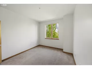 Photo #5: 419598863 Listing 
