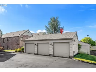Photo #1: 420286770 Listing 