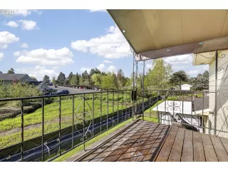Photo #2: 422448824 Listing 