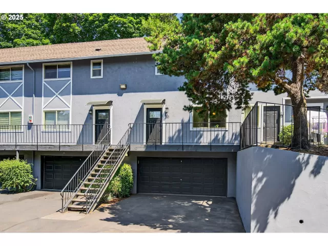 MLS: 422521153 Condo For Sale