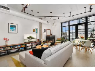 Photo #1: 424072544 Listing