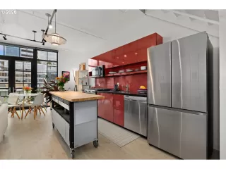 Photo #2: 424072544 Listing